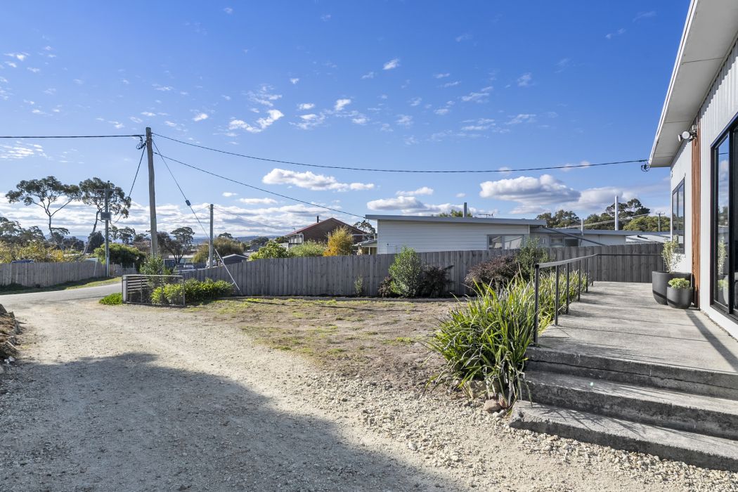 13 Pargonee Street, Dodges Ferry, TAS, 7173