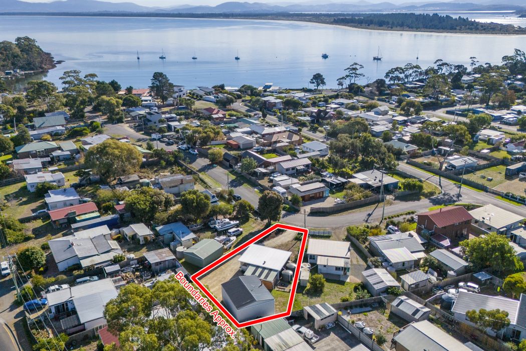 13 Pargonee Street, Dodges Ferry, TAS, 7173