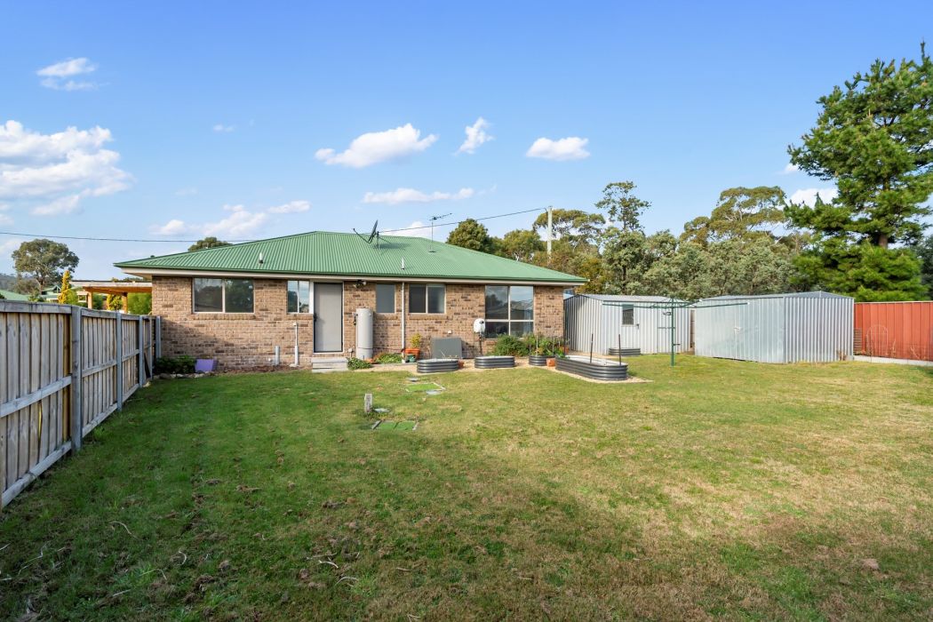 8 Nicholas Avenue, Dodges Ferry, TAS, 7173