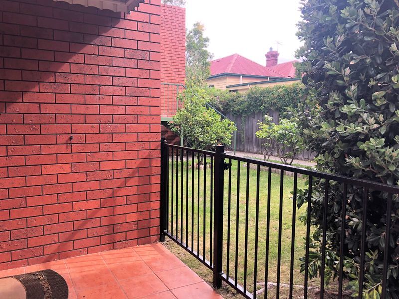 2-20 Lincoln Street, LINDISFARNE, TAS, 7015