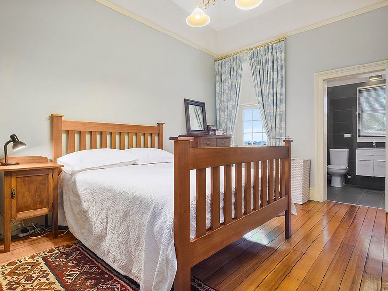 10 Swan Street, NORTH HOBART, TAS, 7000