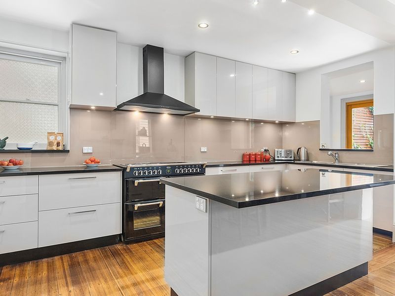 10 Swan Street, NORTH HOBART, TAS, 7000