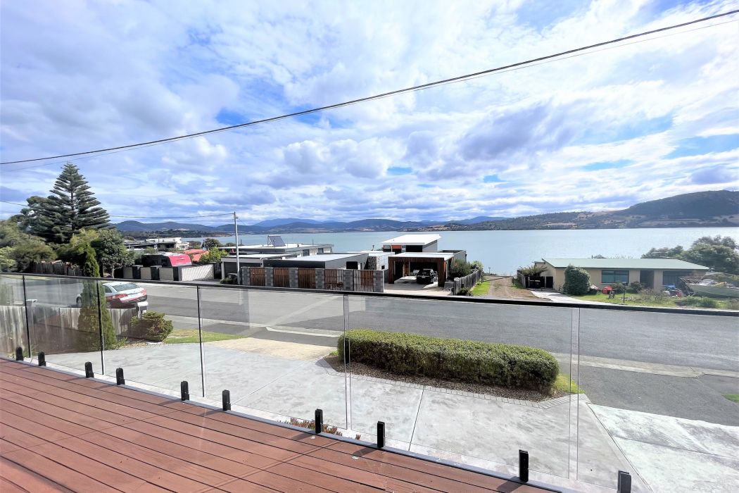 33 Mckinly Street, Midway Point, TAS, 7171