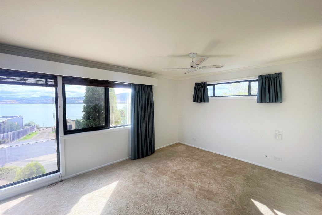 33 Mckinly Street, Midway Point, TAS, 7171