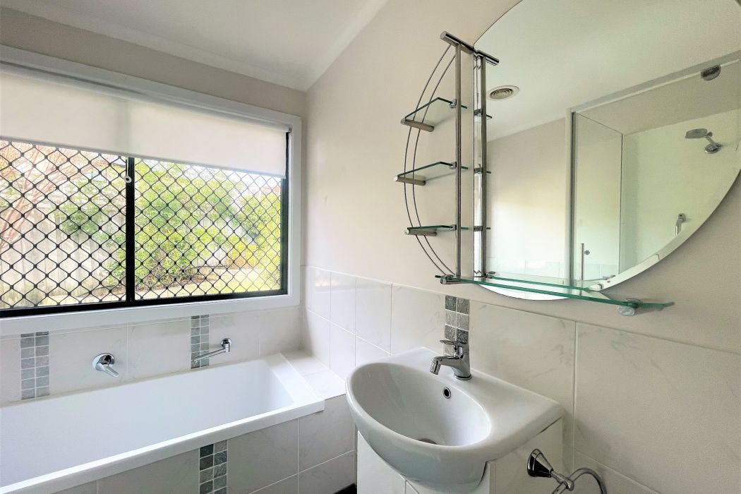 33 Mckinly Street, Midway Point, TAS, 7171