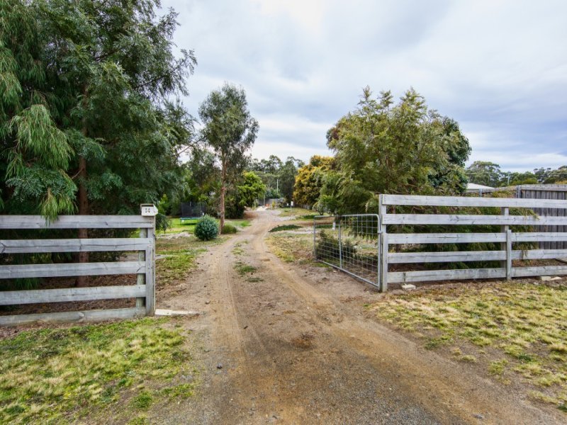 14 Provence Drive, CARLTON, TAS, 7173