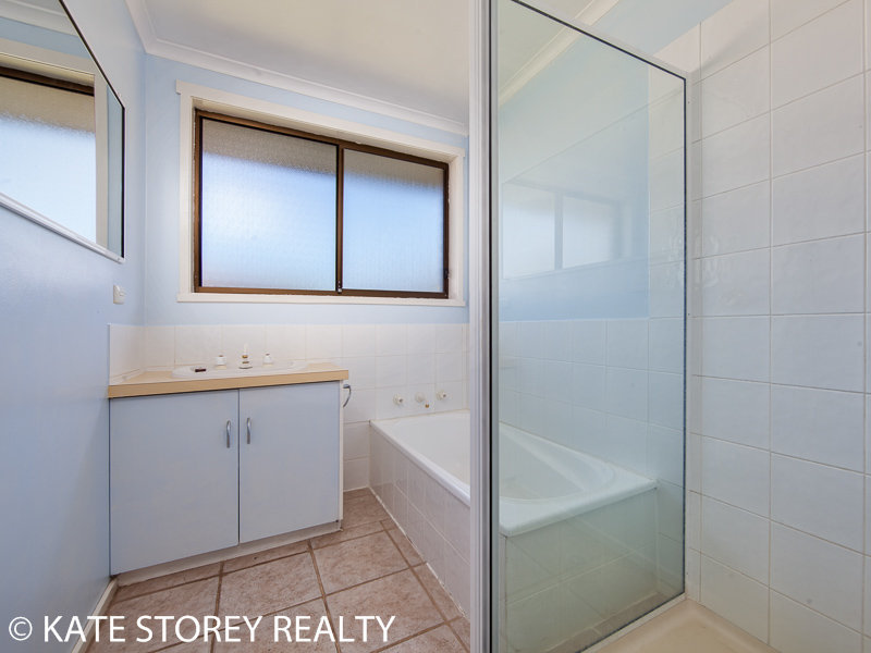 12 Sunhaven Court, MIDWAY POINT, TAS, 7171
