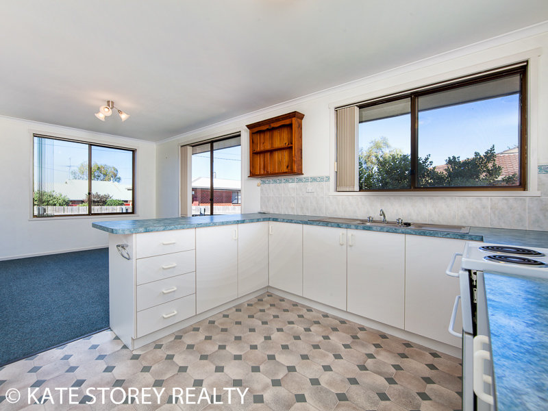 12 Sunhaven Court, MIDWAY POINT, TAS, 7171