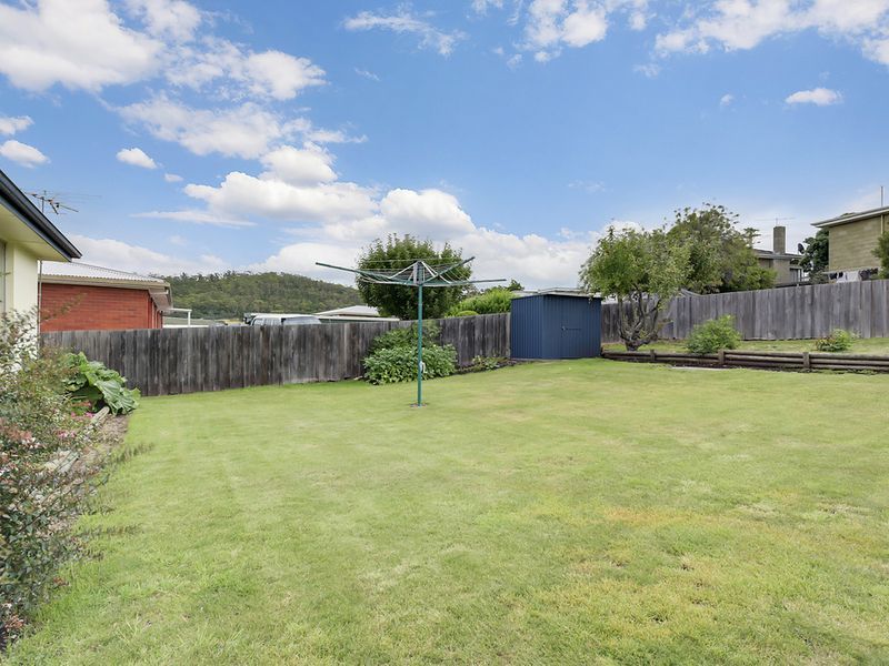 16 Calvert Street, ROKEBY, TAS, 7019