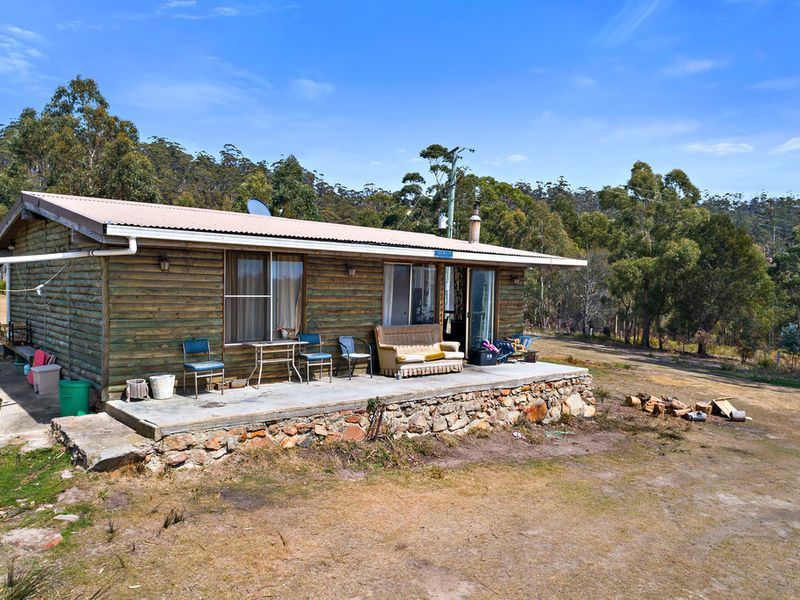 110 Happy Valley Road, SPRING BEACH, TAS, 7190