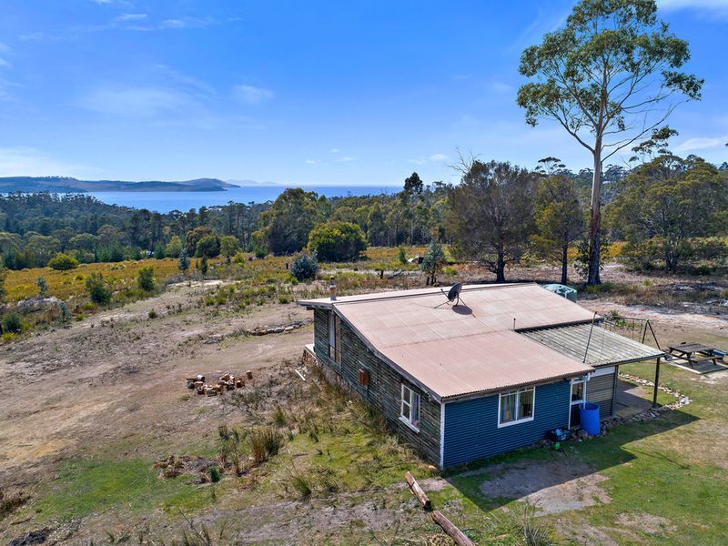 110 Happy Valley Road, SPRING BEACH, TAS, 7190