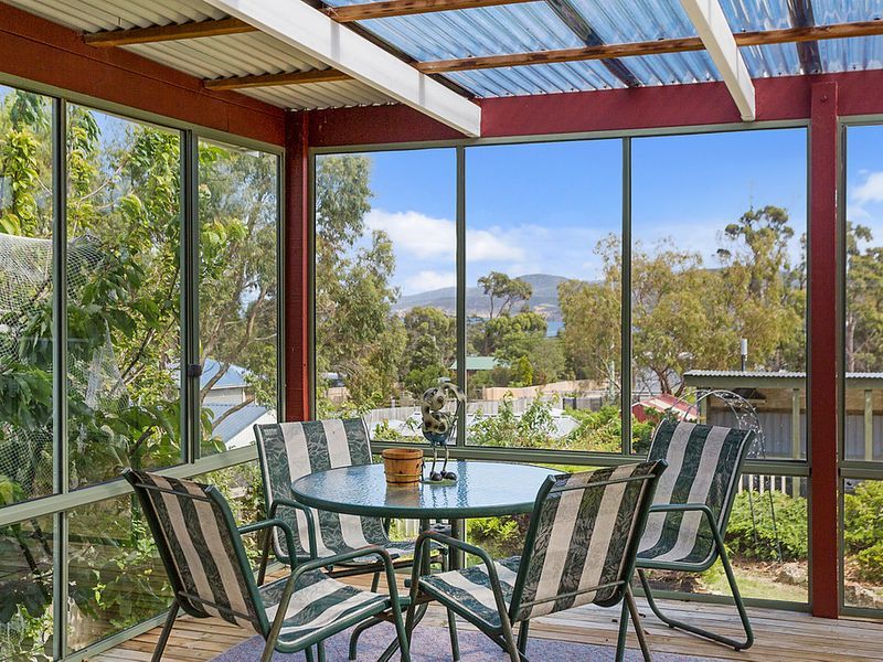 40 Skeggs Avenue, WHITE BEACH, TAS, 7184