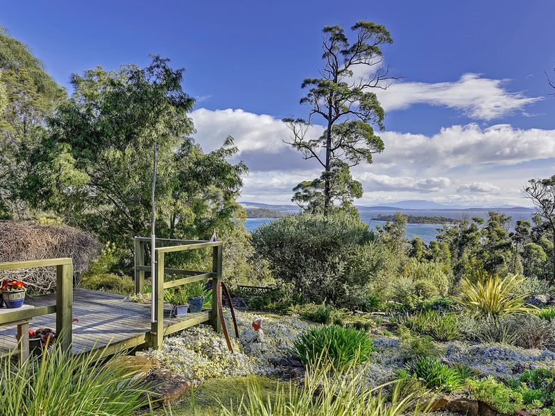 5631 Arthur Highway, EAGLEHAWK NECK, TAS, 7179