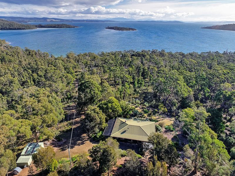 5631 Arthur Highway, EAGLEHAWK NECK, TAS, 7179