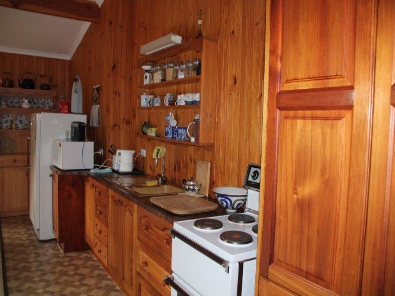 4 Lagoon Road, WHITE BEACH, TAS, 7184