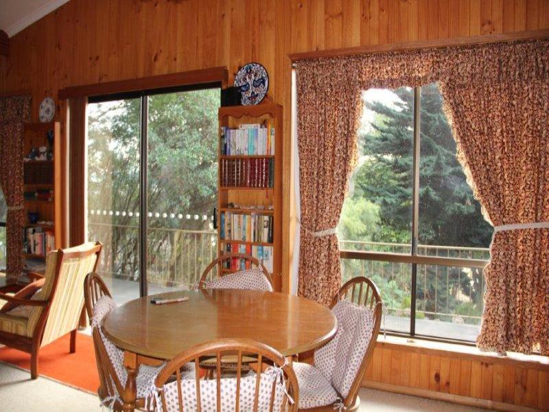 4 Lagoon Road, WHITE BEACH, TAS, 7184