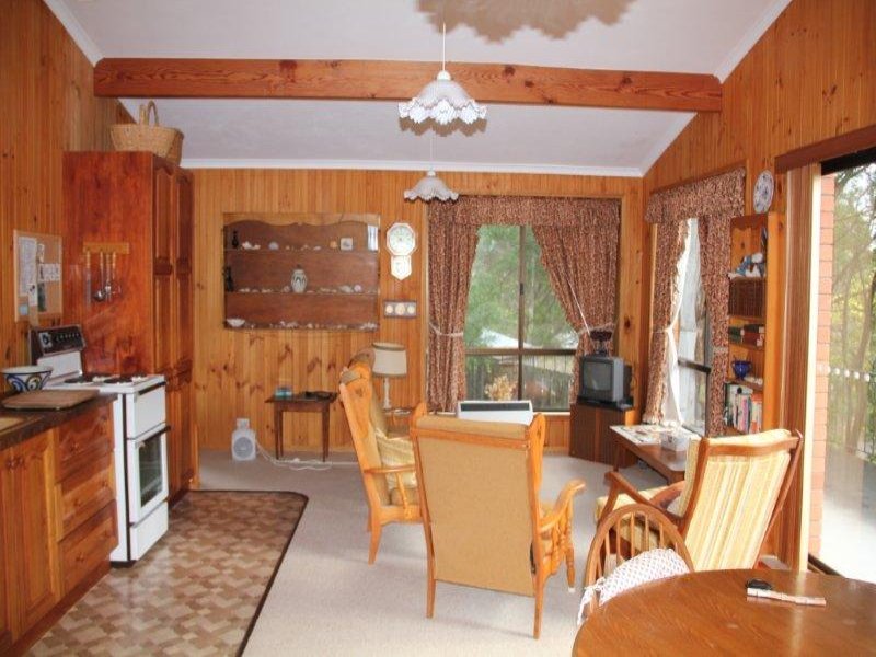 4 Lagoon Road, WHITE BEACH, TAS, 7184