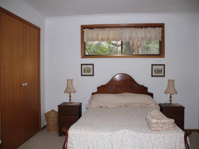 4 Lagoon Road, WHITE BEACH, TAS, 7184