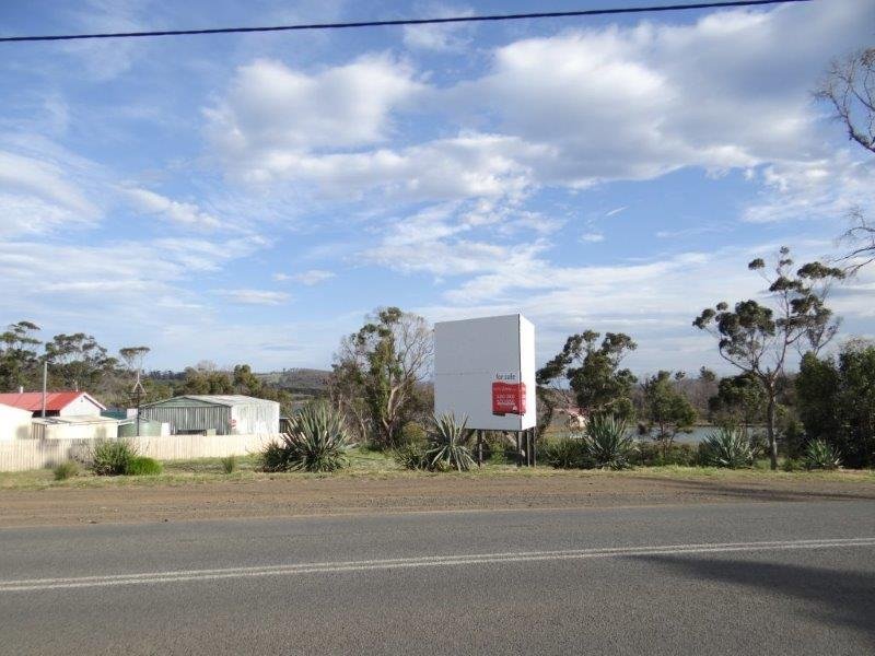 123-125 Arthur Highway, DUNALLEY, TAS, 7177