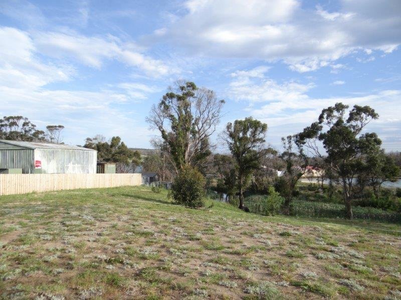 123-125 Arthur Highway, DUNALLEY, TAS, 7177