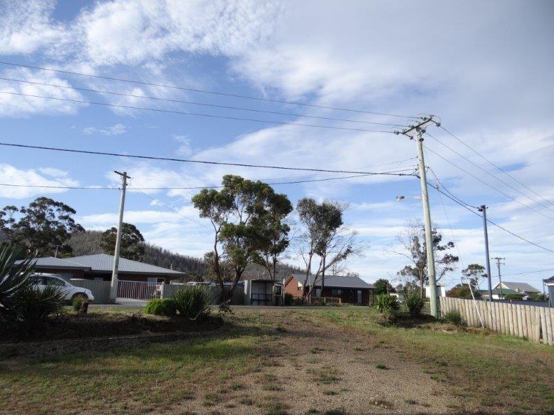 123-125 Arthur Highway, DUNALLEY, TAS, 7177