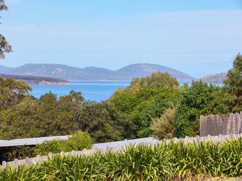 11 Boobyalla Street, PRIMROSE SANDS, TAS, 7173