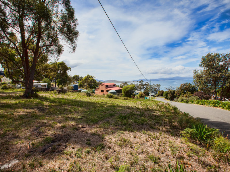 11 Boobyalla Street, PRIMROSE SANDS, TAS, 7173