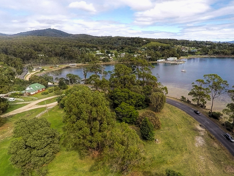 10-12 St Helens Point Road, ST HELENS, TAS, 7216