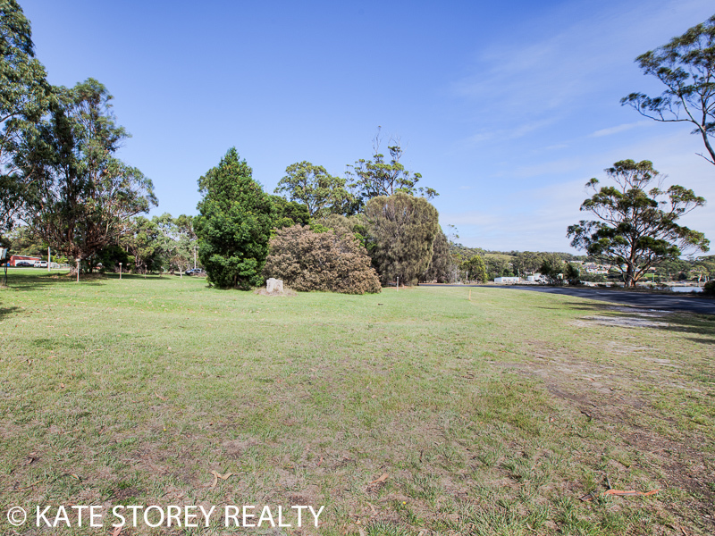 10-12 St Helens Point Road, ST HELENS, TAS, 7216