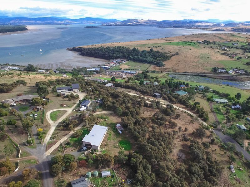 4 Tanya Place, LEWISHAM, TAS, 7173