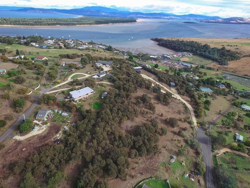 4 Tanya Place, LEWISHAM, TAS, 7173