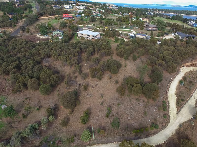 4 Tanya Place, LEWISHAM, TAS, 7173