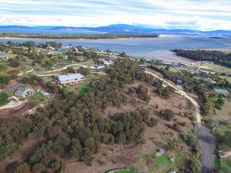 4 Tanya Place, LEWISHAM, TAS, 7173