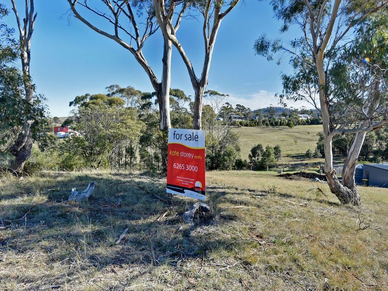 29 Bay Street, DUNALLEY, TAS, 7177