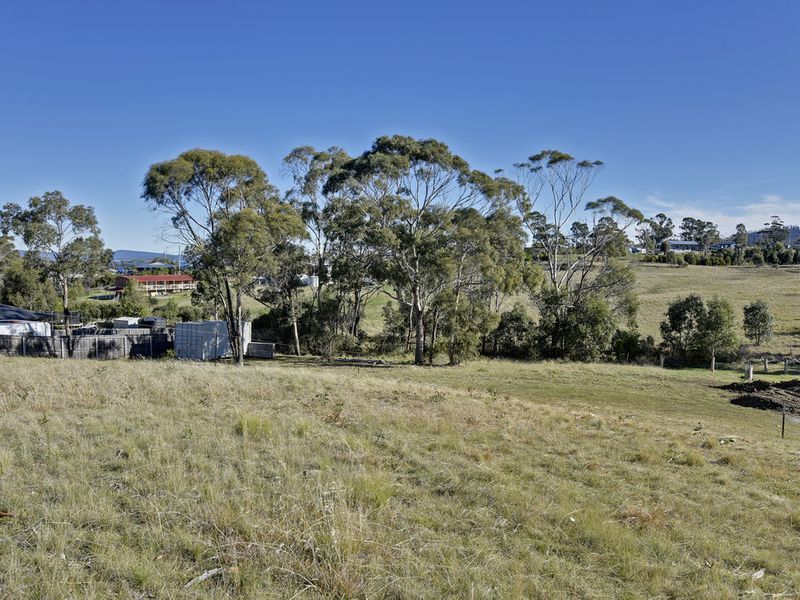29 Bay Street, DUNALLEY, TAS, 7177