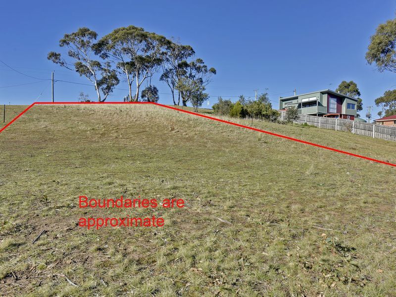29 Bay Street, DUNALLEY, TAS, 7177