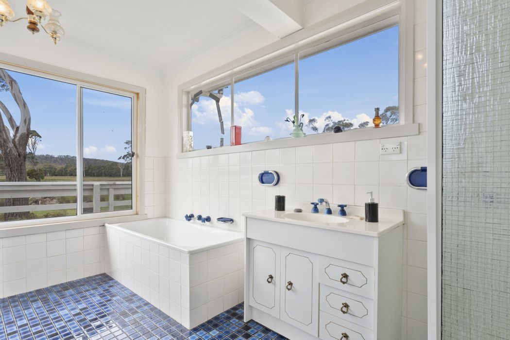 18 Sloping Main Drive, Sloping Main, TAS, 7186