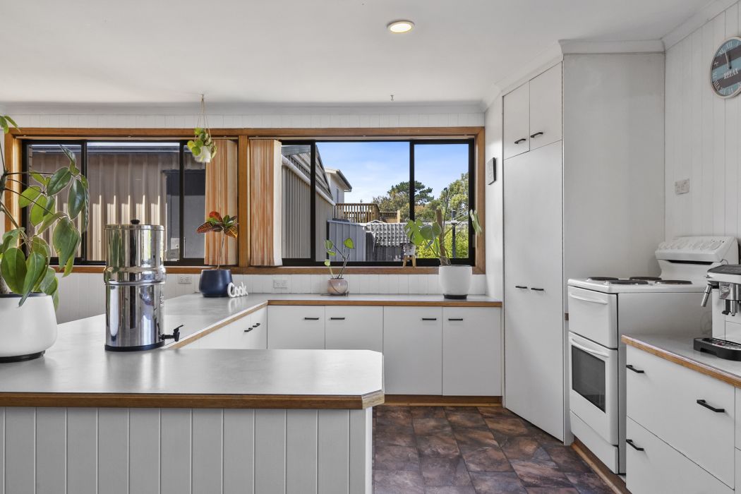 63 Carlton Beach Road, Dodges Ferry, TAS, 7173