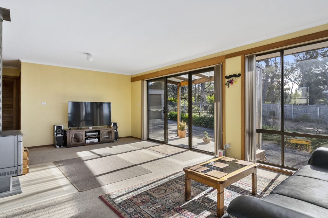 8 Lantana Place, Primrose Sands, TAS, 7173