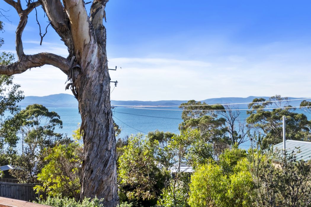 8 Lantana Place, Primrose Sands, TAS, 7173