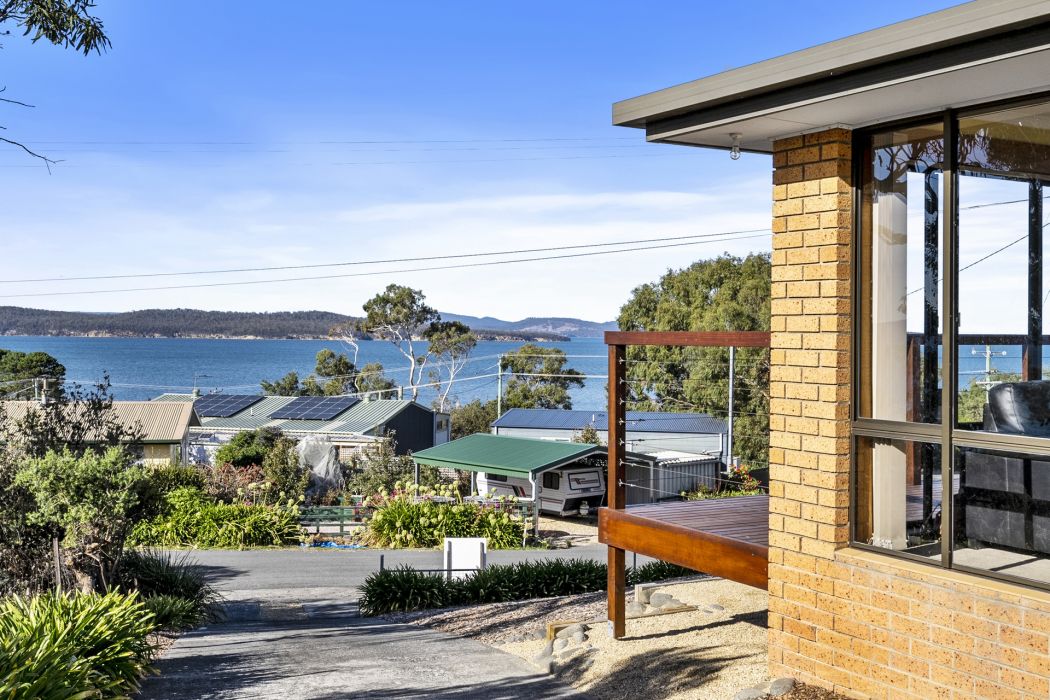 8 Lantana Place, Primrose Sands, TAS, 7173