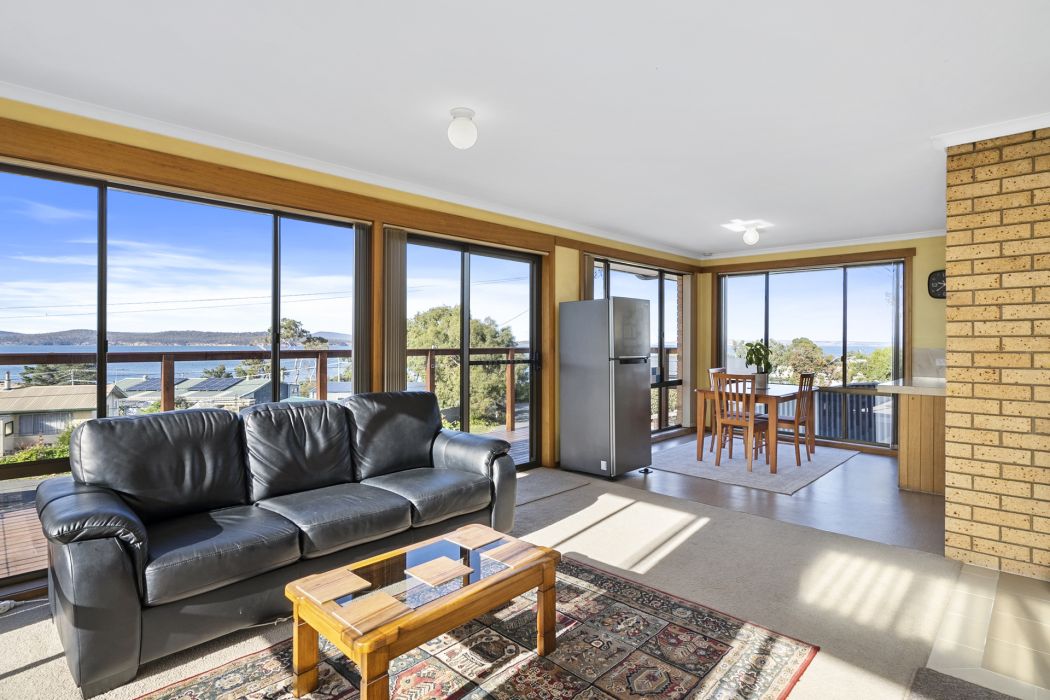 8 Lantana Place, Primrose Sands, TAS, 7173