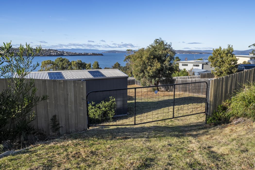 30 Sea Eagle Road, Primrose Sands, TAS, 7173