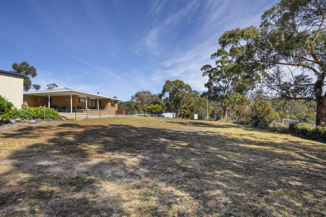 8 Greatbatch Drive, White Beach, TAS, 7184
