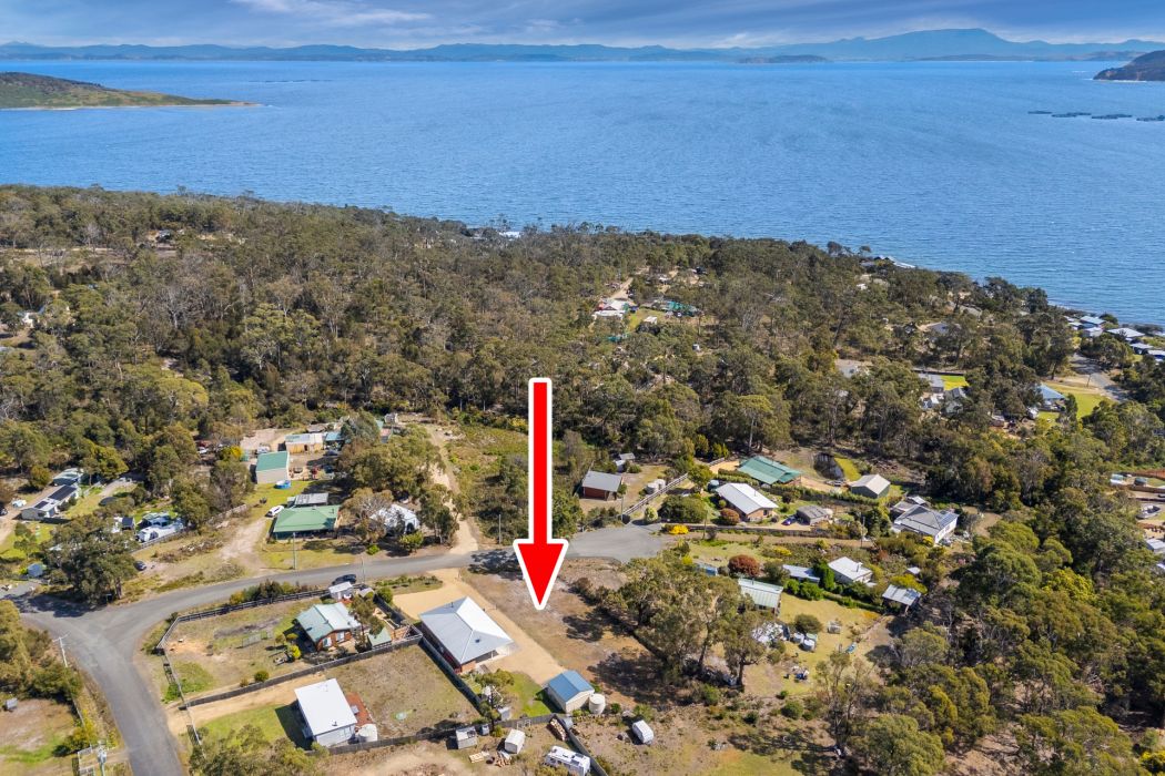 8 Greatbatch Drive, White Beach, TAS, 7184