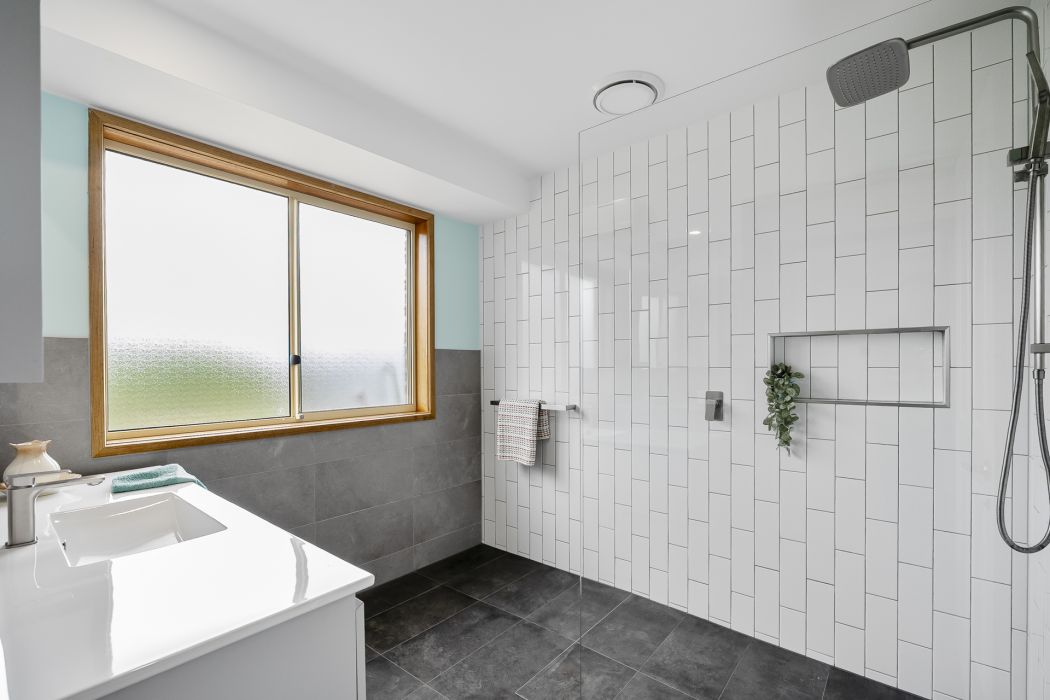 52 Winston Avenue, Seven Mile Beach, TAS, 7170