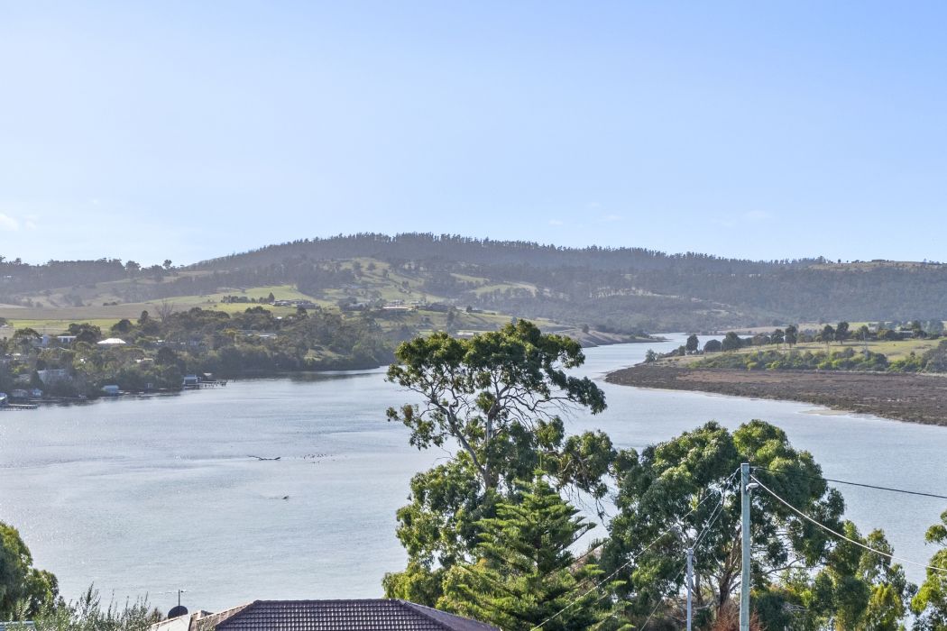 25 Falcon Street, Primrose Sands, TAS, 7173