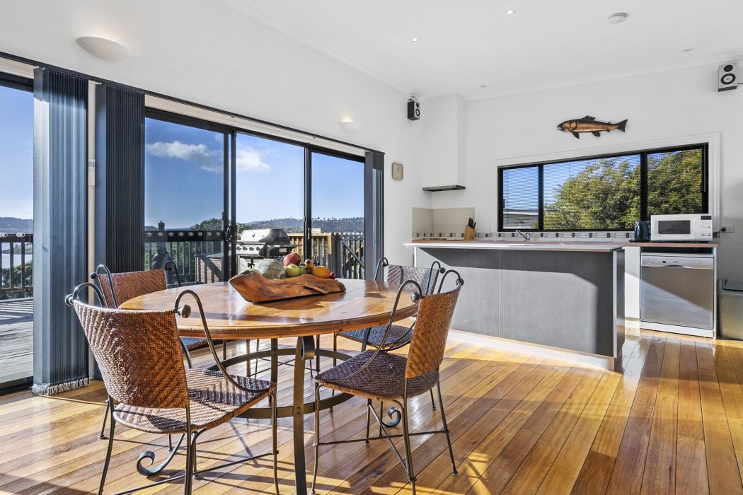 25 Falcon Street, Primrose Sands, TAS, 7173
