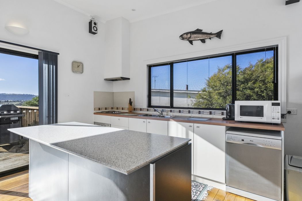 25 Falcon Street, Primrose Sands, TAS, 7173