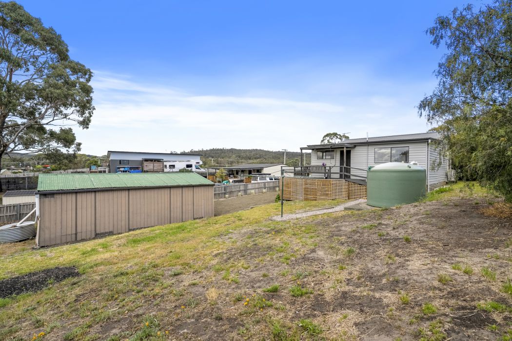 4 Chaffeys Drive, Dodges Ferry, TAS, 7173